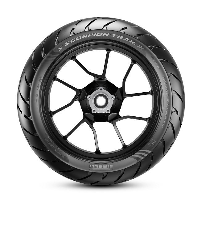 pirelli-scorpion-trail-iii-rear-lateral